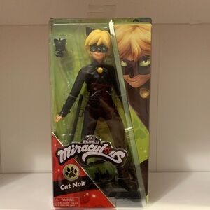 Miraculous Cat Noir Action Doll, 11 inches Zag Hero